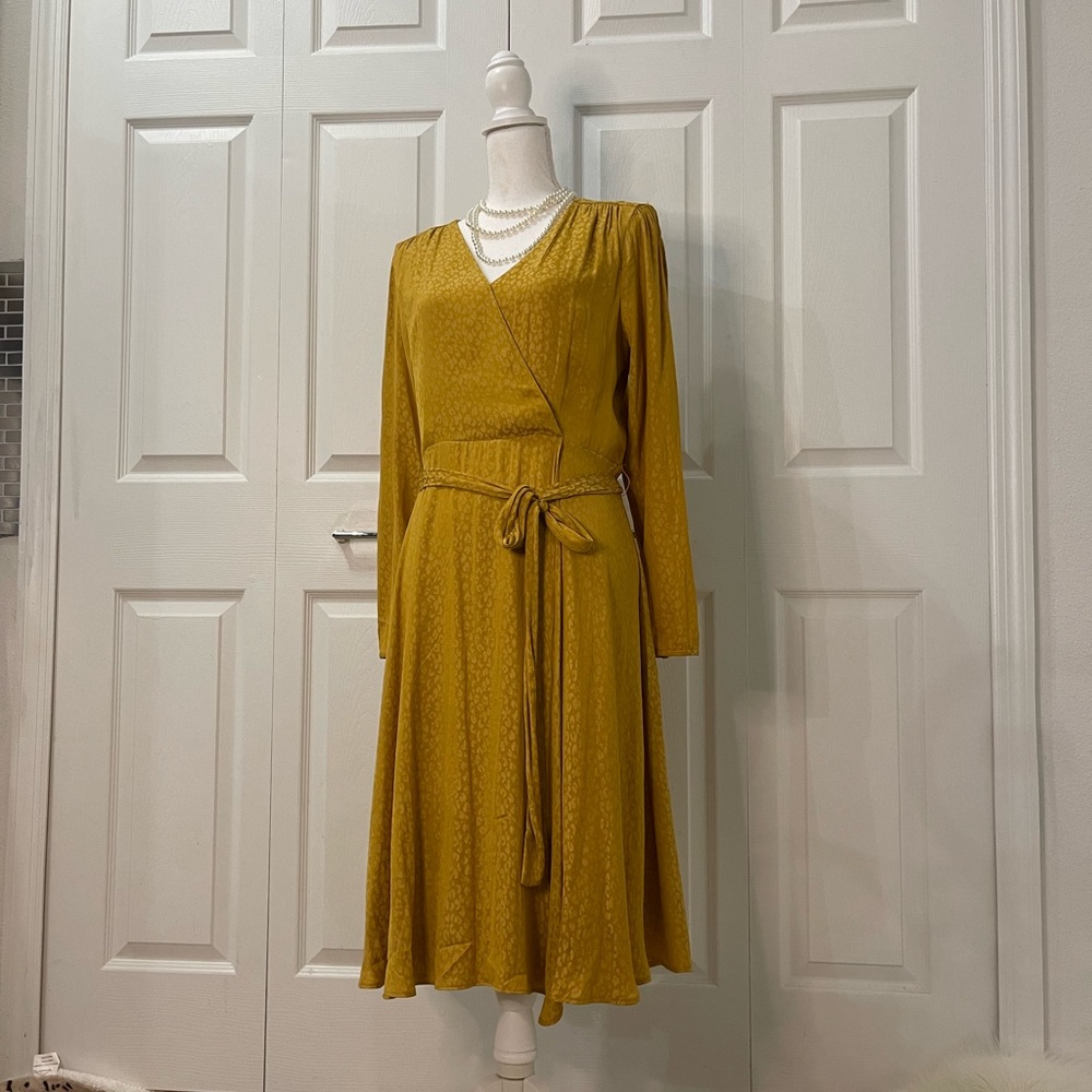 Ann Taylor Long Sleeve Dress